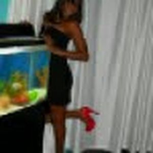 Meet your Posher, Janeil